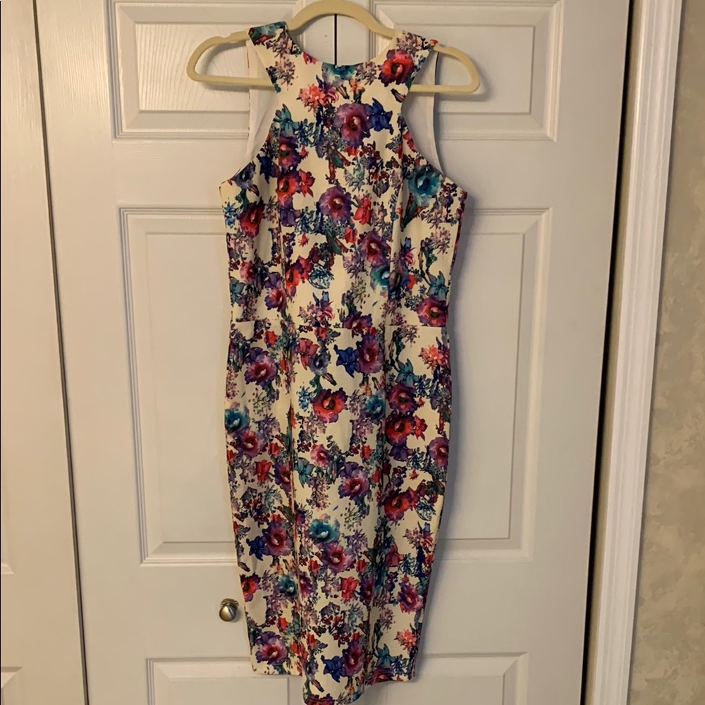 Floral Backless Dress - Multicolor